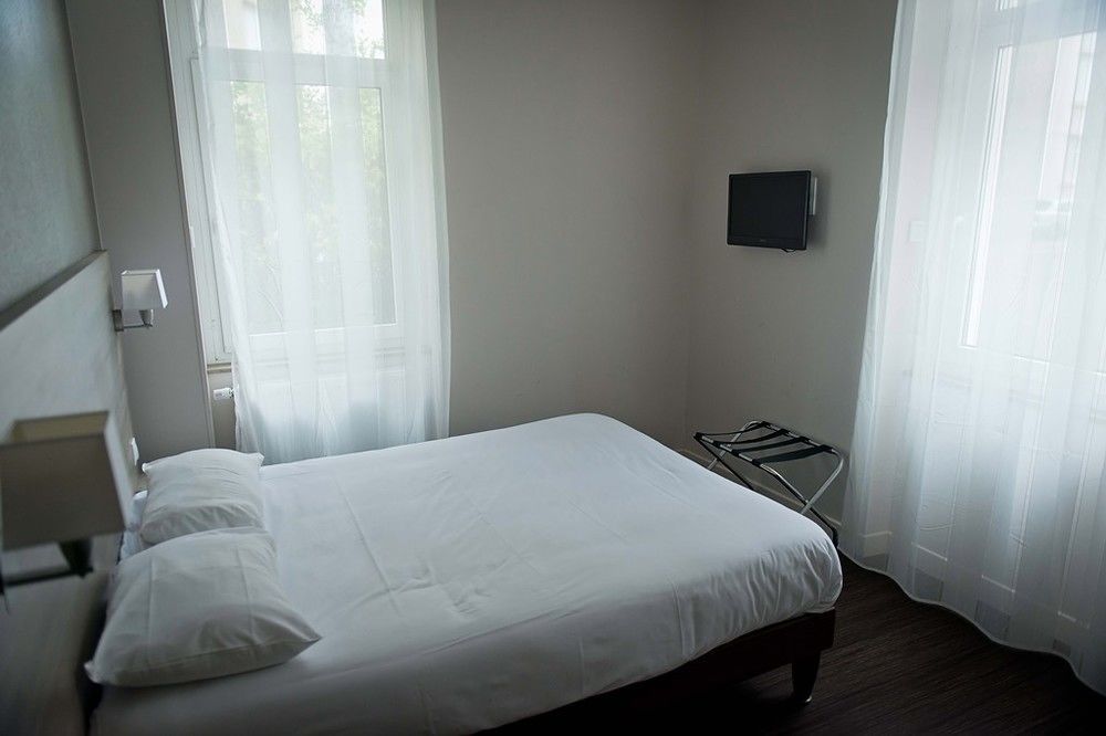 Montchapet Centre Hotel 2*
